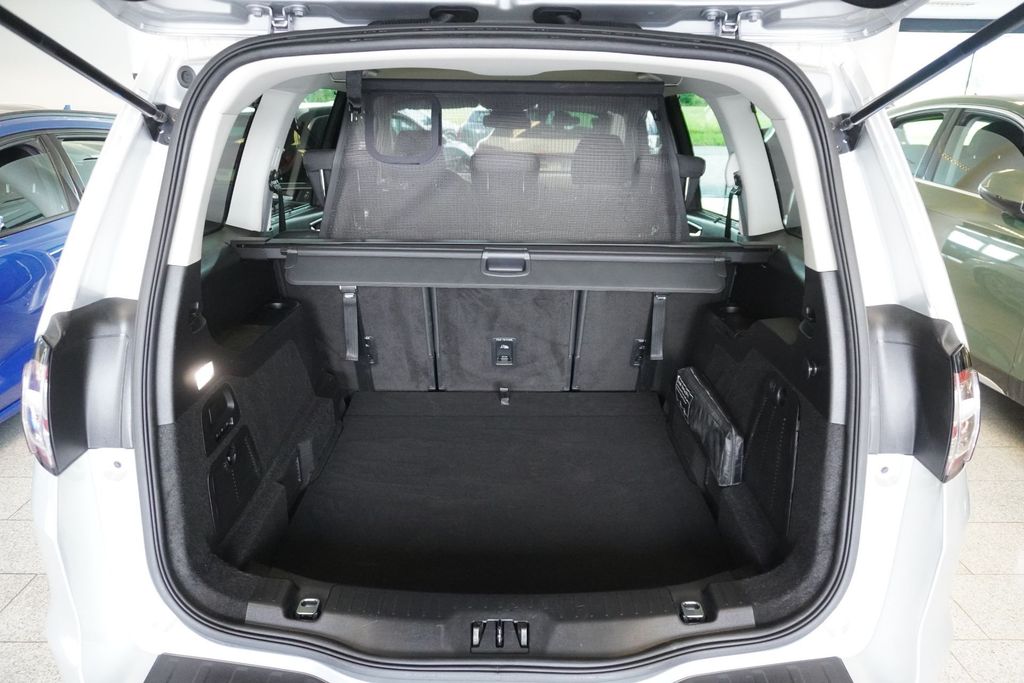 Ford Galaxy 2022