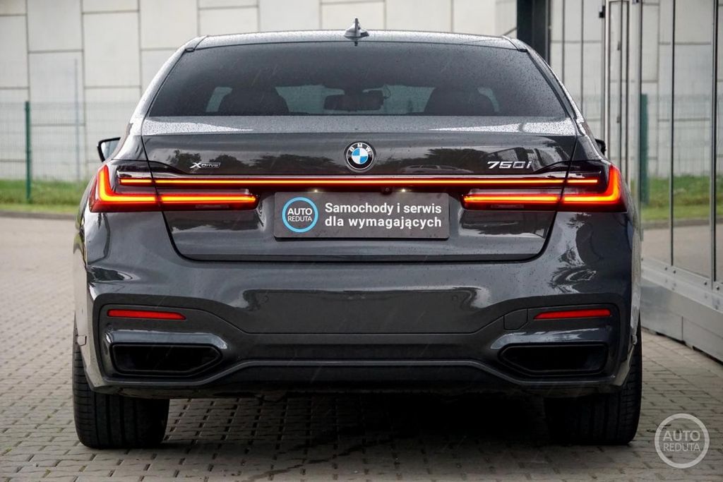 BMW 750 2019