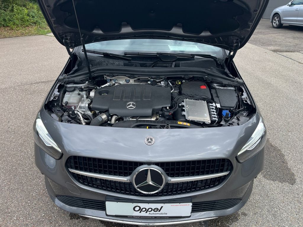 Mercedes-Benz B 200 2024