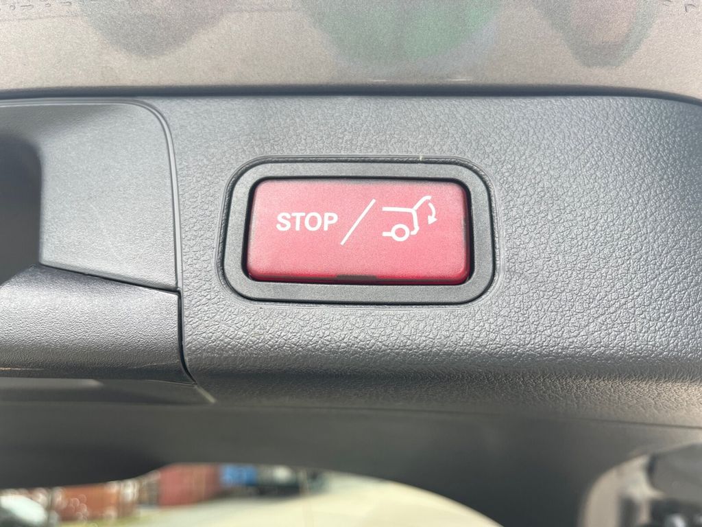 Mercedes-Benz B 200 2024