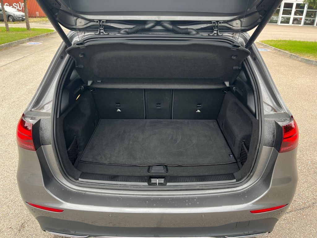 Mercedes-Benz B 200 2024