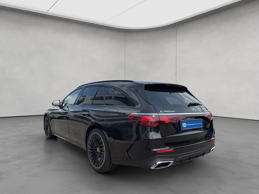 Mercedes-Benz E 300 2025