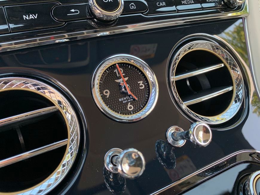 Bentley Continental GTC 2025
