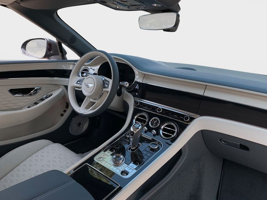 Bentley Continental GTC 2025