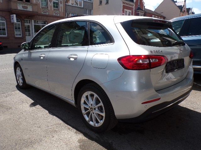 Mercedes-Benz B 250 2021