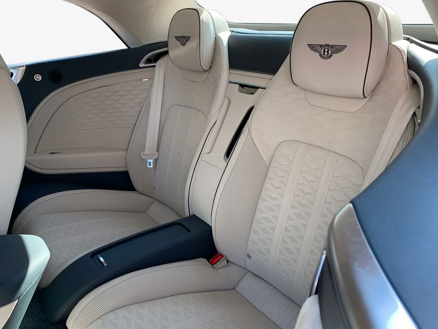 Bentley Continental GTC 2025
