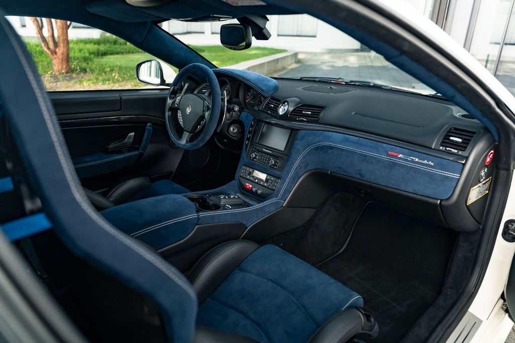 Maserati Granturismo 2011