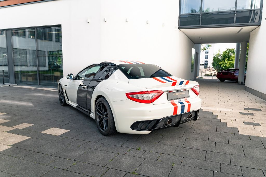 Maserati Granturismo 2011