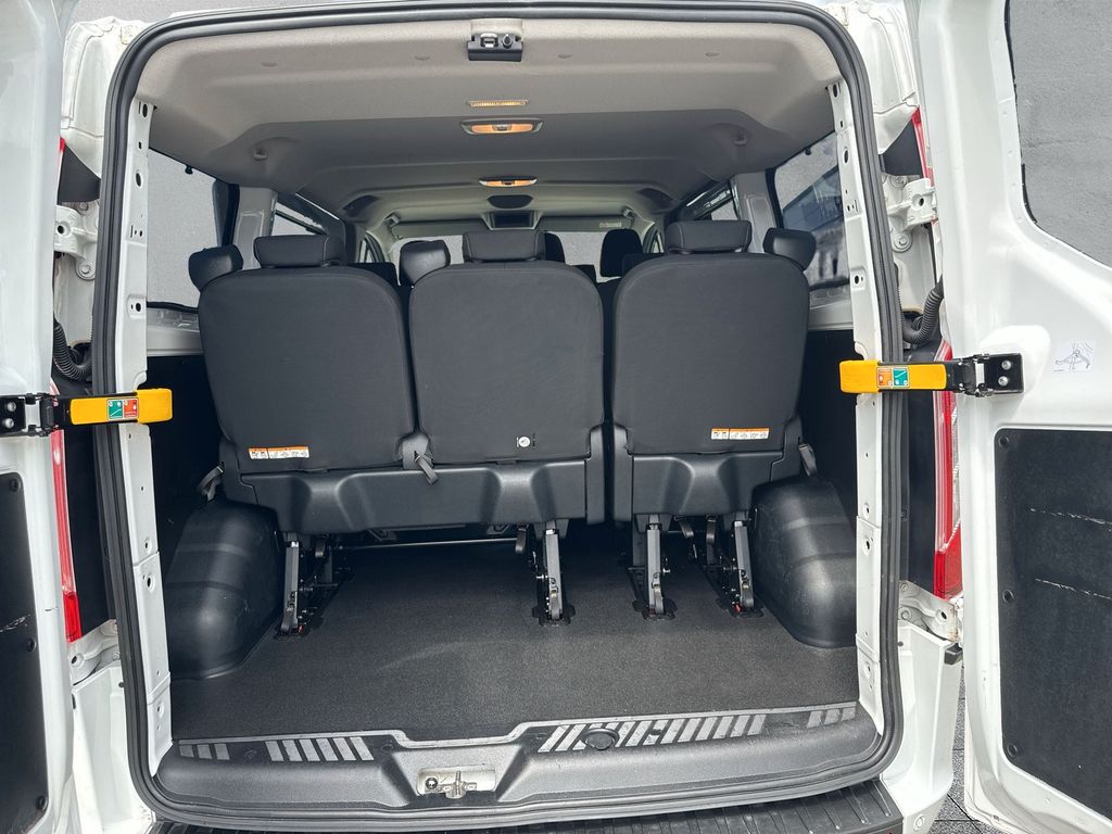 Ford Tourneo Custom 2020