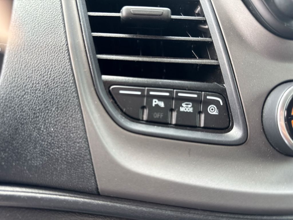 Ford Tourneo Custom 2020