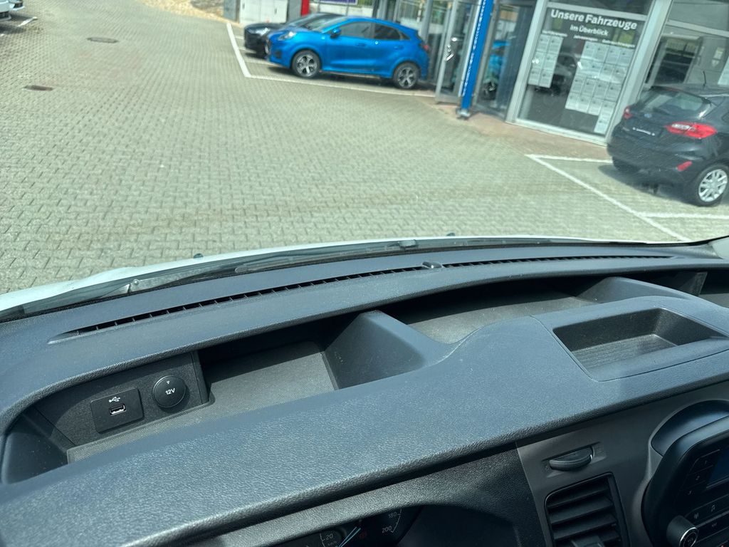 Ford Tourneo Custom 2020