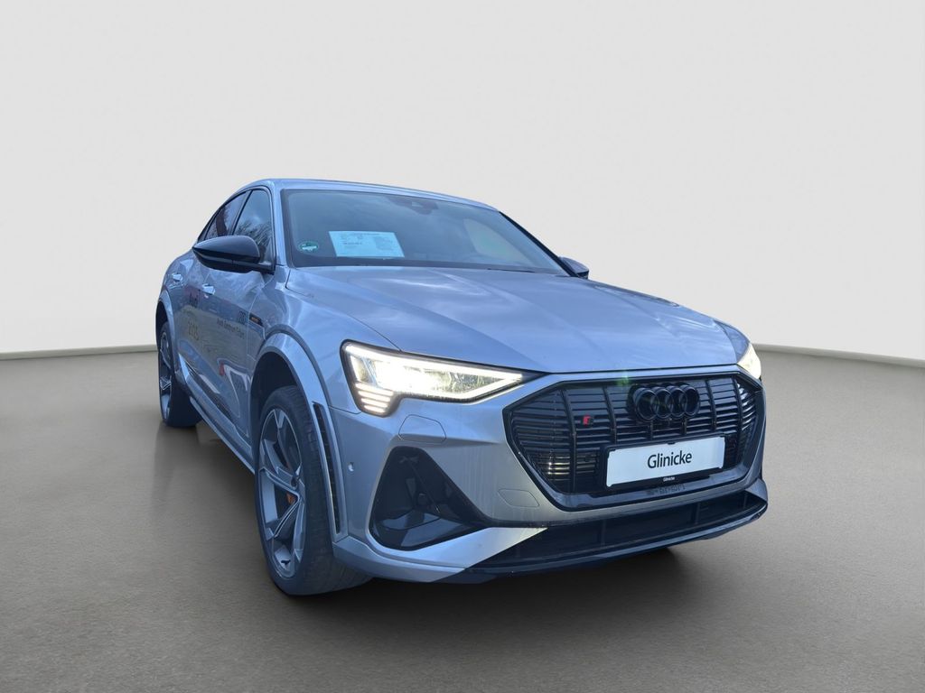 Audi e-tron 2022