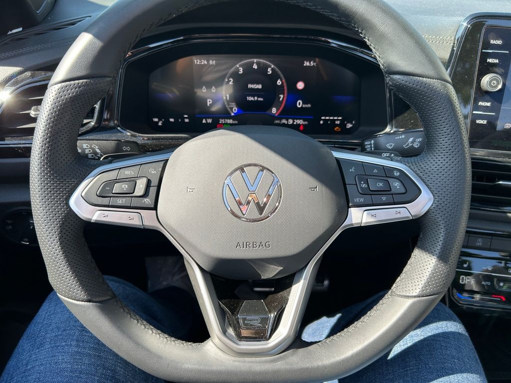 Volkswagen T-Roc 2025