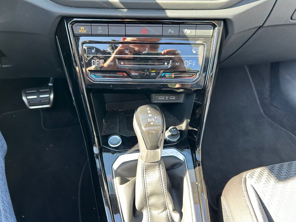 Volkswagen T-Roc 2025