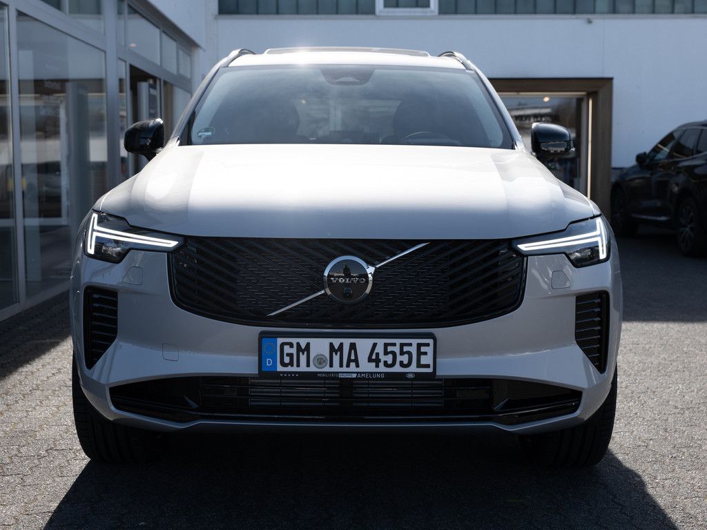Volvo XC90 2025