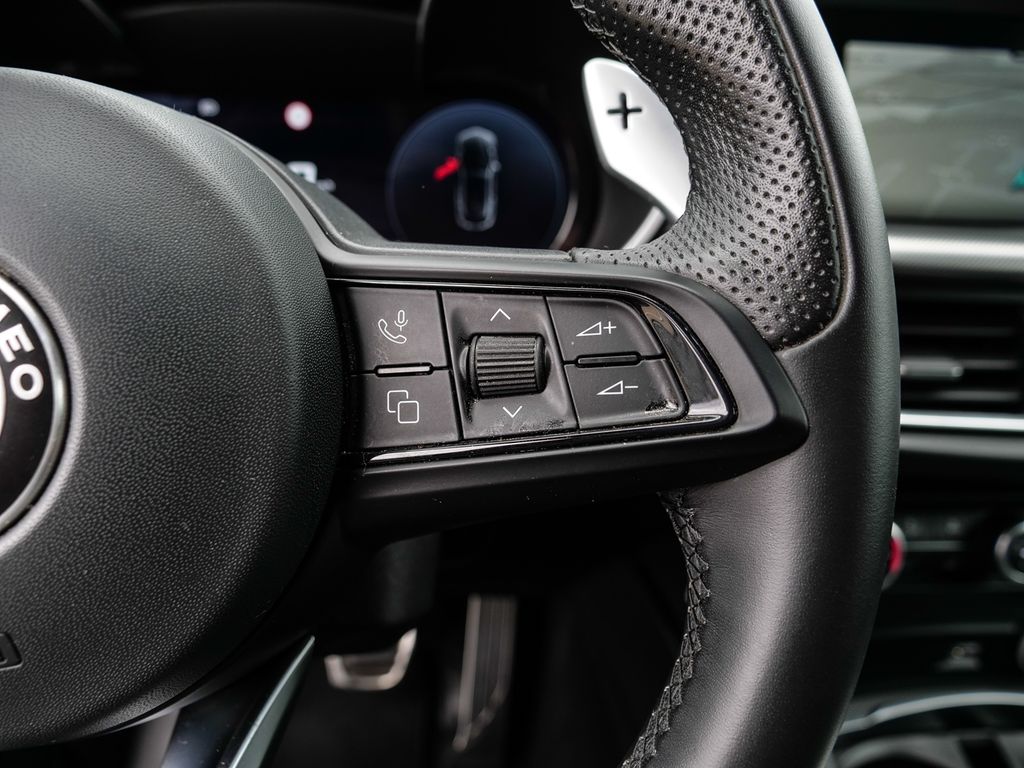 Alfa Romeo Stelvio 2024