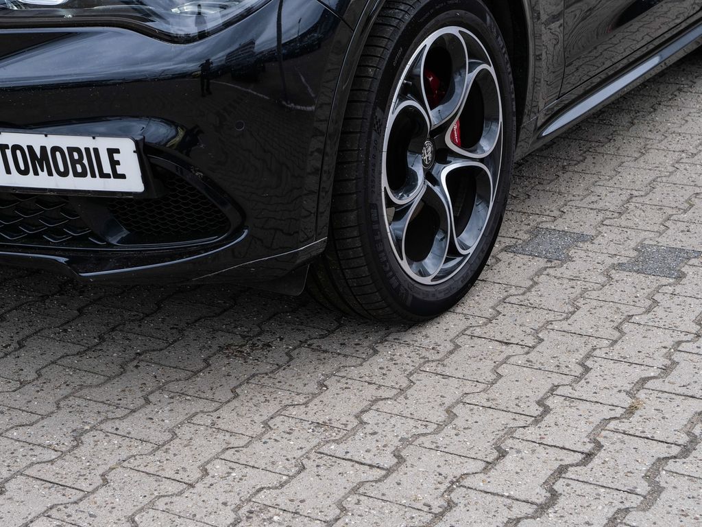 Alfa Romeo Stelvio 2024