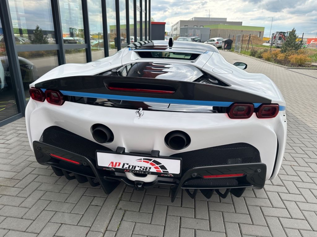 Ferrari SF90 2022