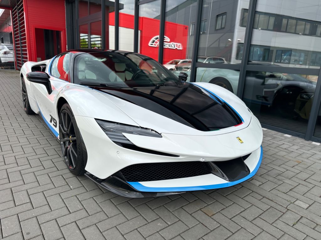 Ferrari SF90 2022