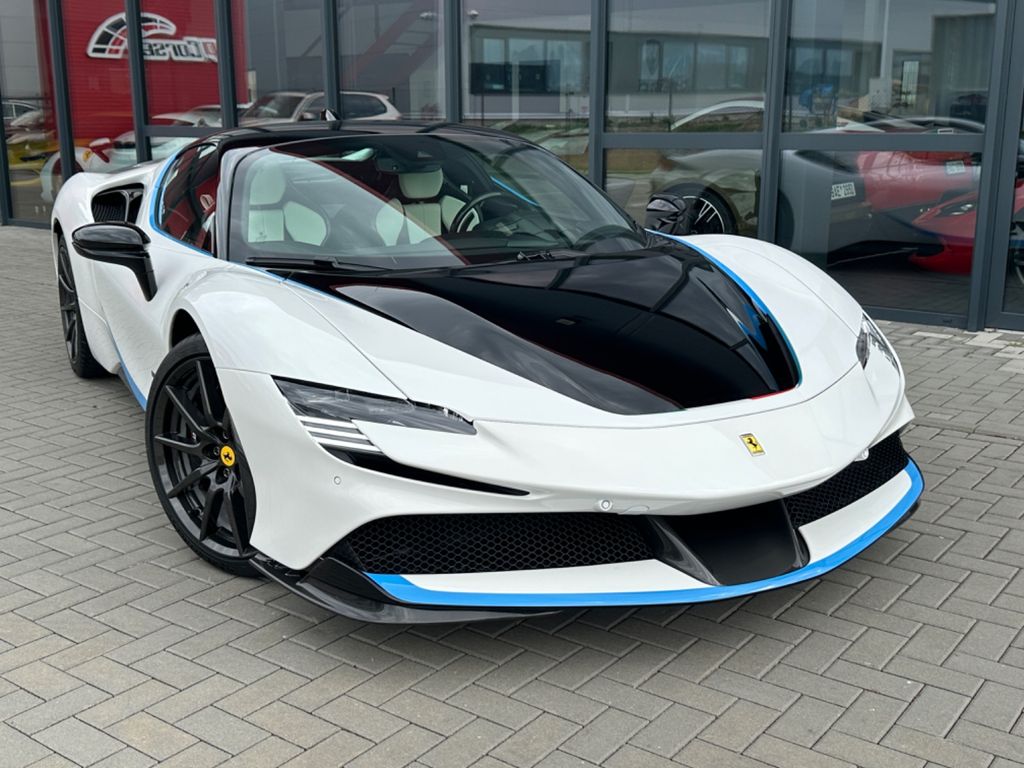 Ferrari SF90 2022
