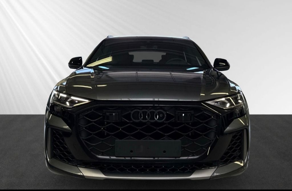 Audi RSQ8 2024