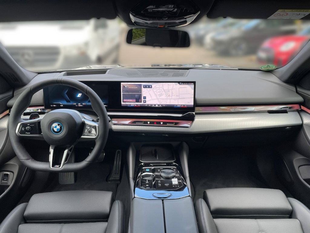 BMW i5 2025