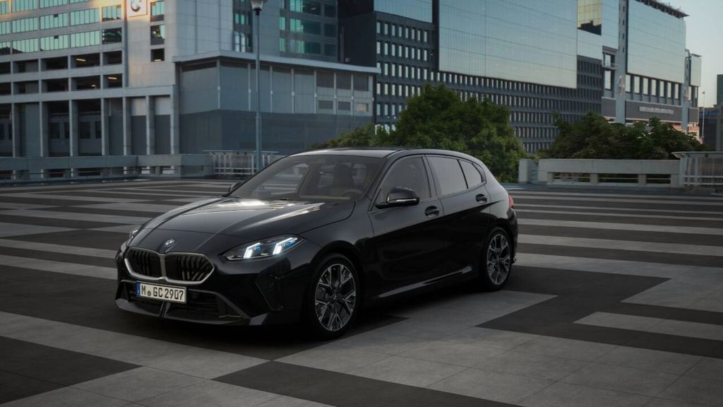 BMW 118 2025