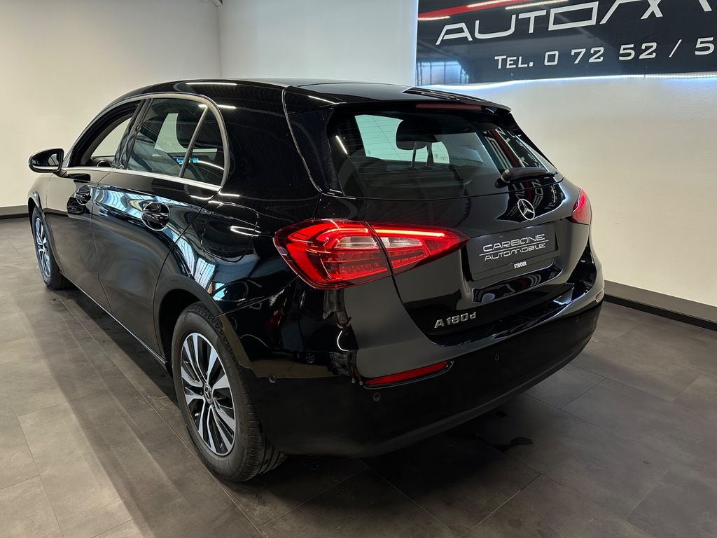 Mercedes-Benz A 180 2021