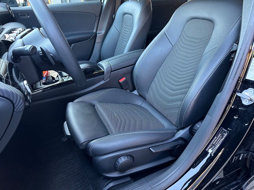 Mercedes-Benz A 180 2021