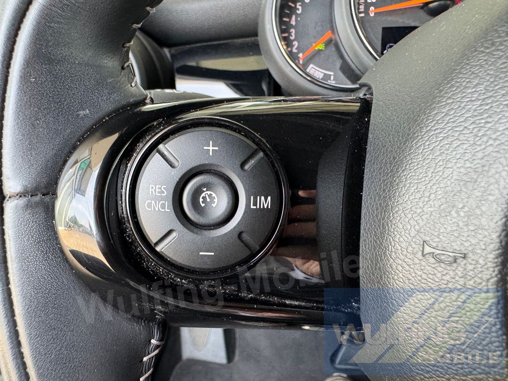 MINI Cooper Cabrio 2019