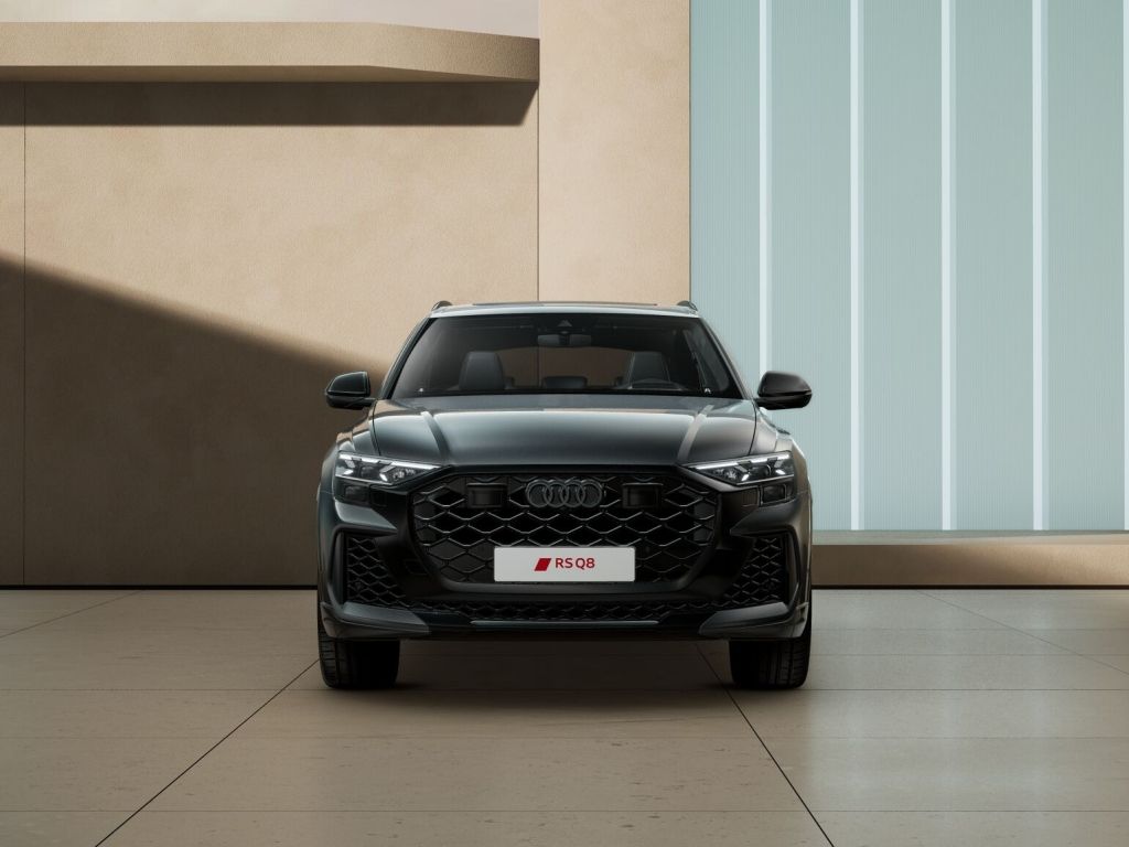 Audi RSQ8