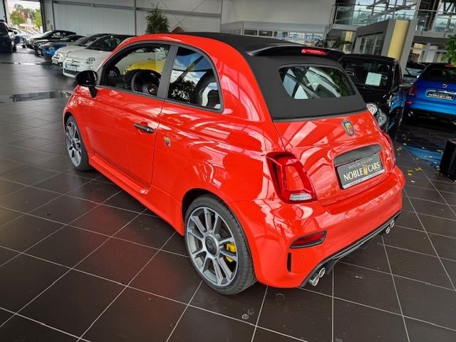 Abarth 695C 2024