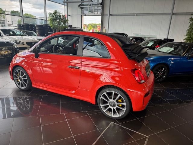 Abarth 695C 2024