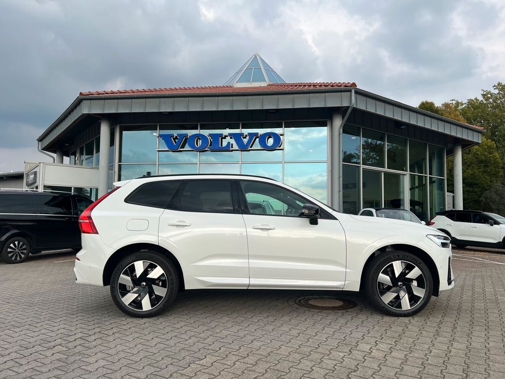 Volvo XC60 2025