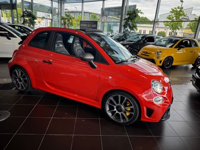Abarth 695C 2024