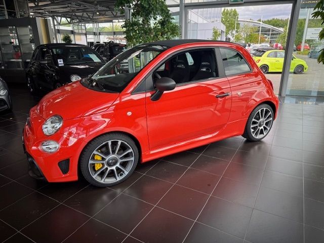 Abarth 695C 2024