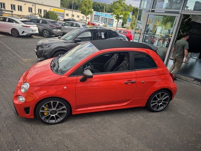 Abarth 695C 2024