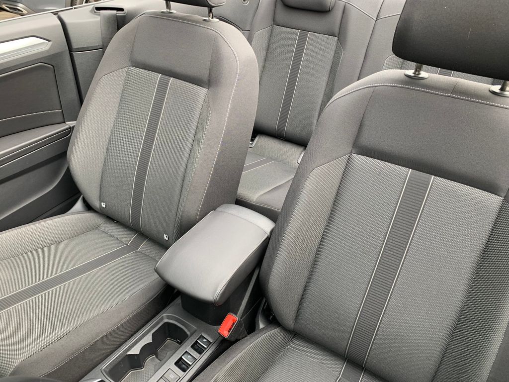 Volkswagen T-Roc 2023