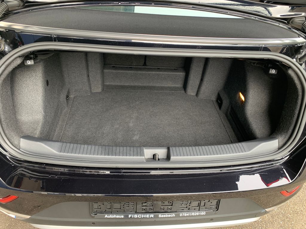 Volkswagen T-Roc 2023