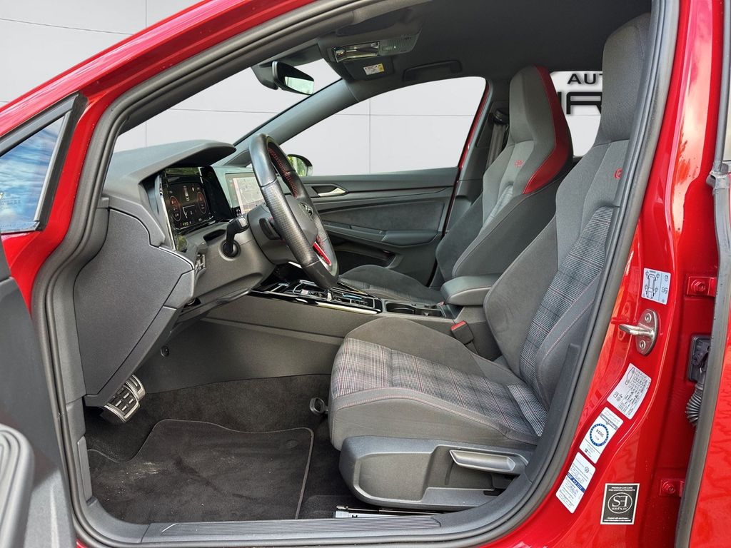 Volkswagen Golf 2023