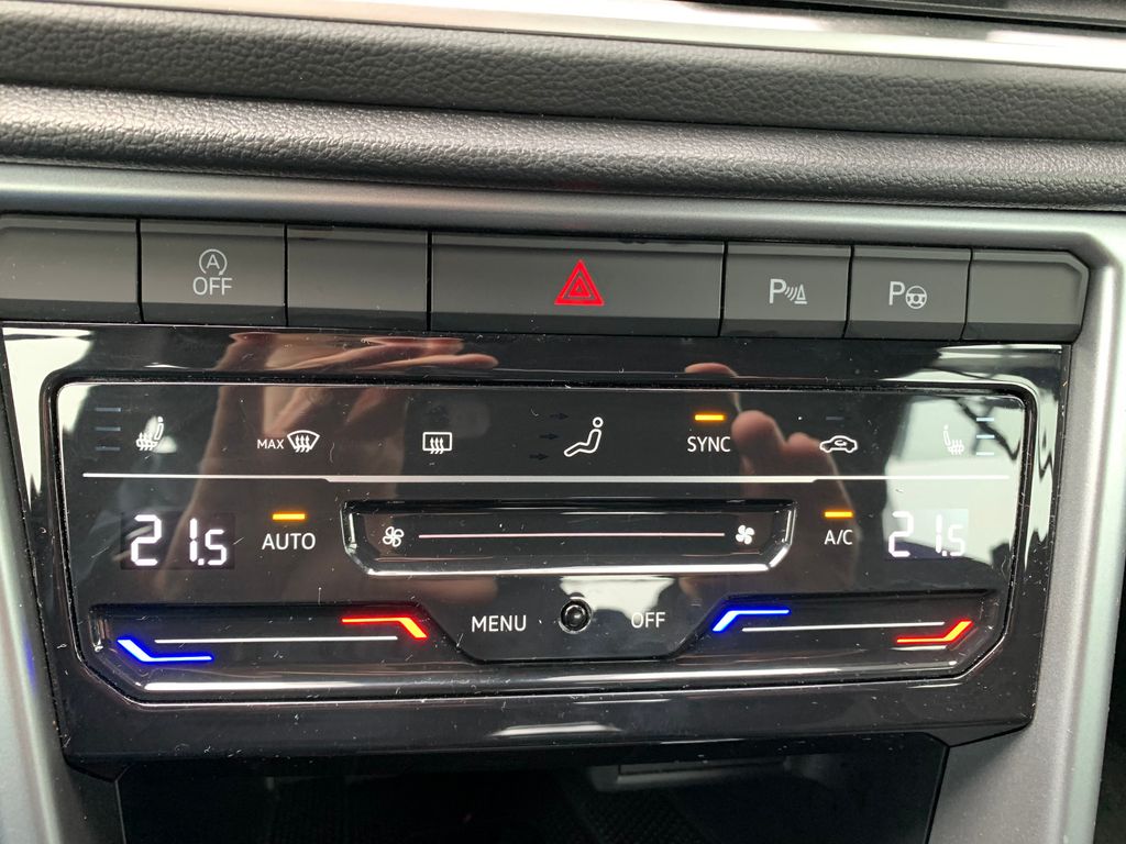 Volkswagen T-Roc 2023