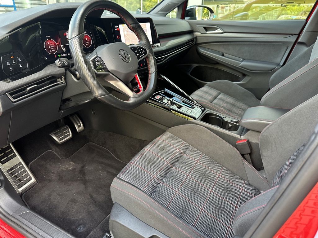 Volkswagen Golf 2023