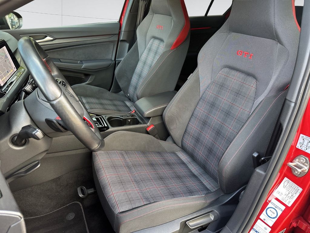 Volkswagen Golf 2023