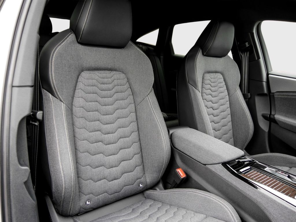 Audi A6 e-tron 2025