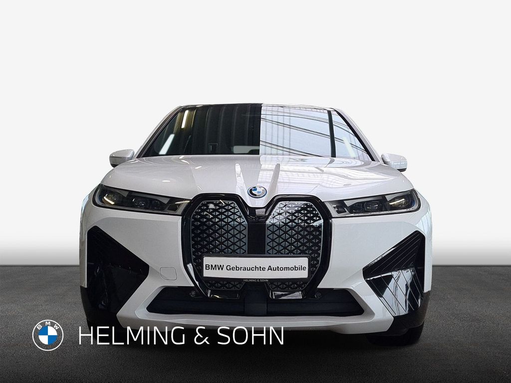 BMW iX 2023