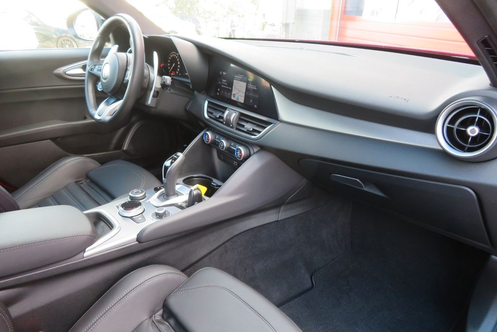 Alfa Romeo Giulia 2023