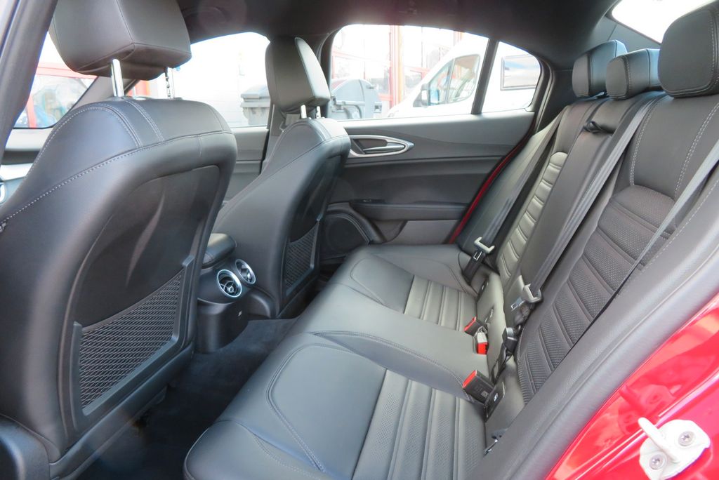 Alfa Romeo Giulia 2023