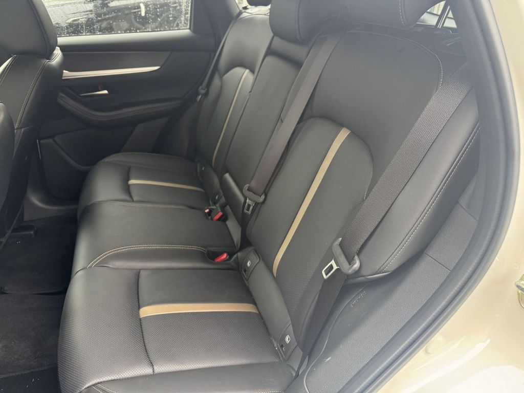 Mazda CX-60 2025