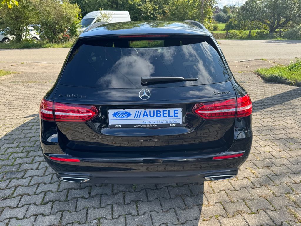 Mercedes-Benz E 300 2021