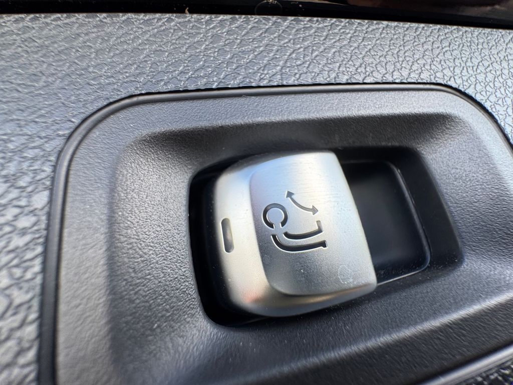 Mercedes-Benz E 300 2021